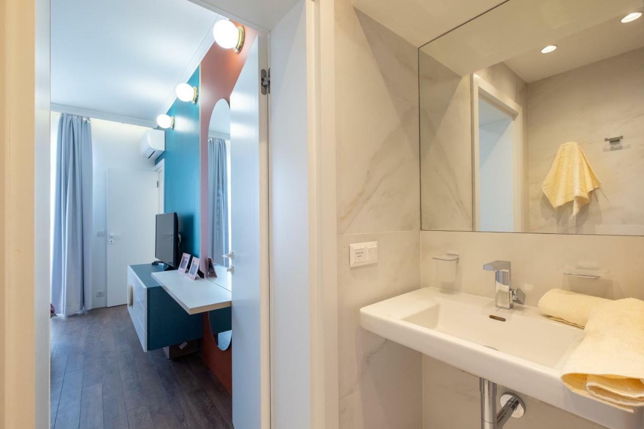 Apartment Vitosha Blvd 3-bedroom, 2-bathroom Lux