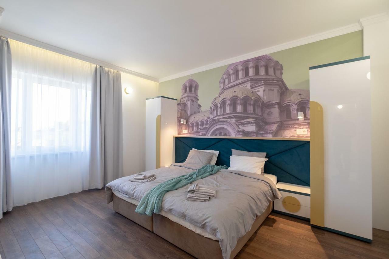 Vitosha Blvd 3-bedroom, 2-bathroom Lux Apartment
