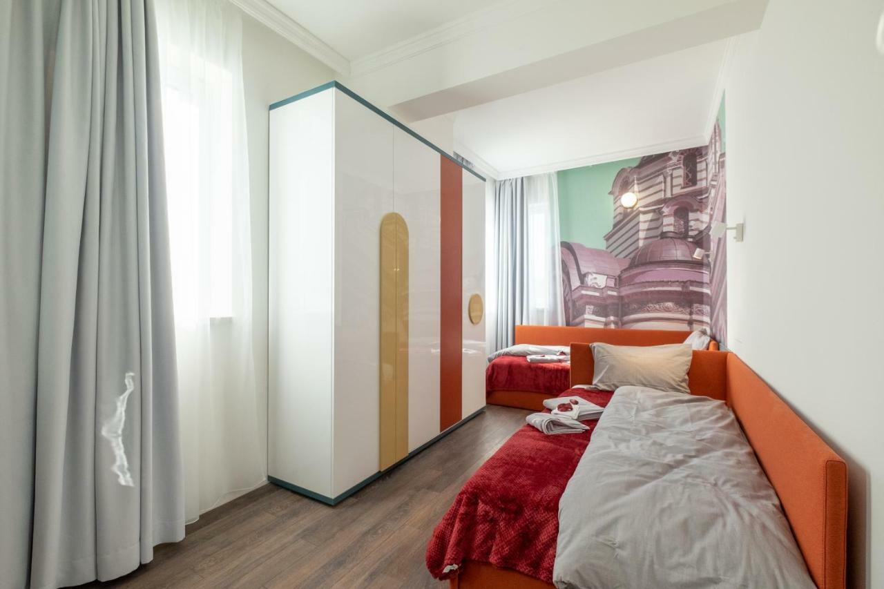 Apartment Vitosha Blvd 3-bedroom, 2-bathroom Lux