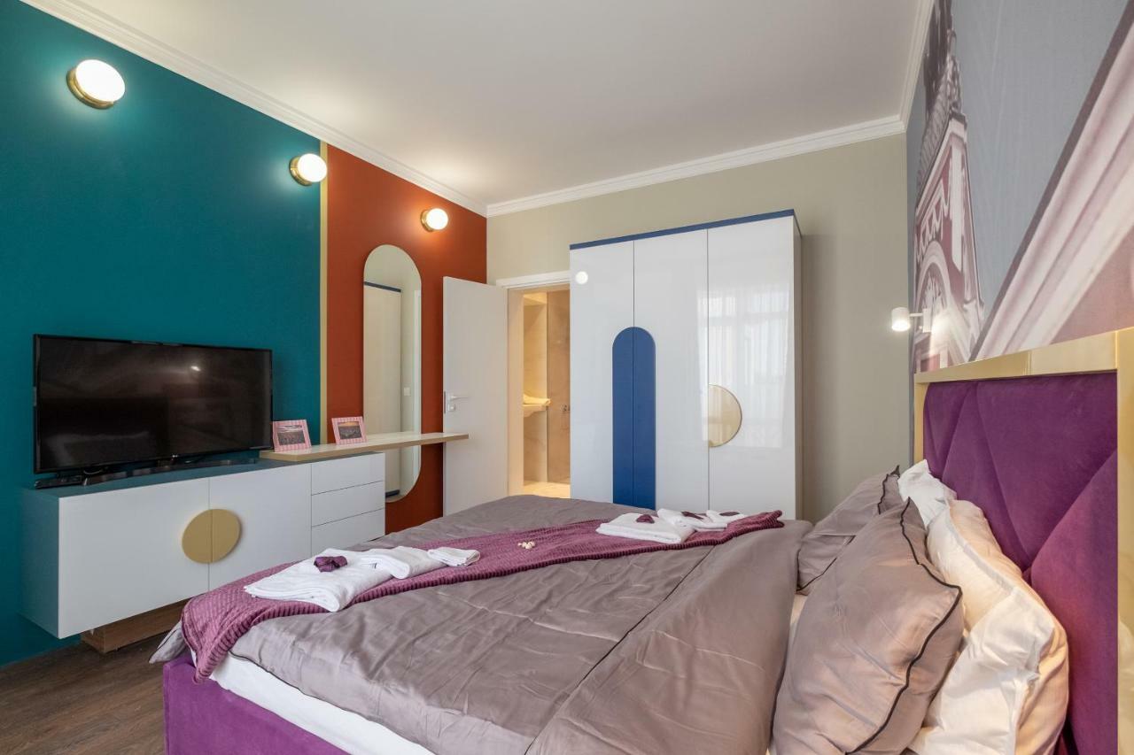 Vitosha Blvd 3-bedroom, 2-bathroom Lux Apartment *